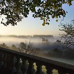 Chateau De Noirieux 4* Briollay