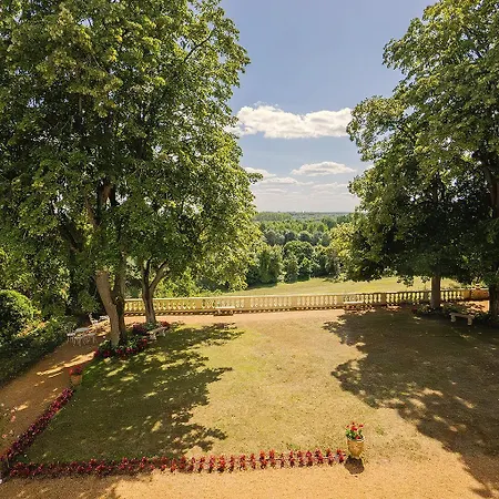 Chateau De Noirieux Hotel 4*