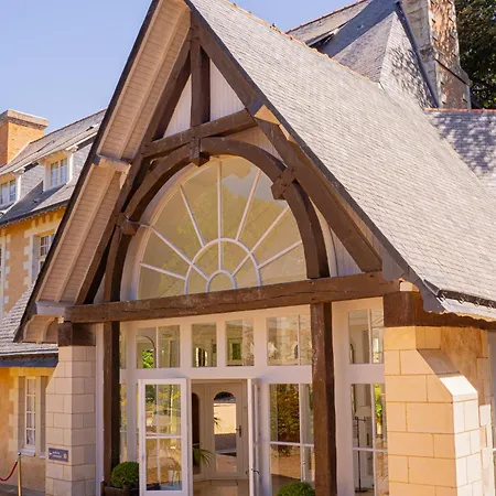 Château De Noirieux Hotel