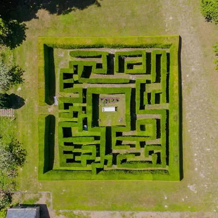 Château De Noirieux 4*