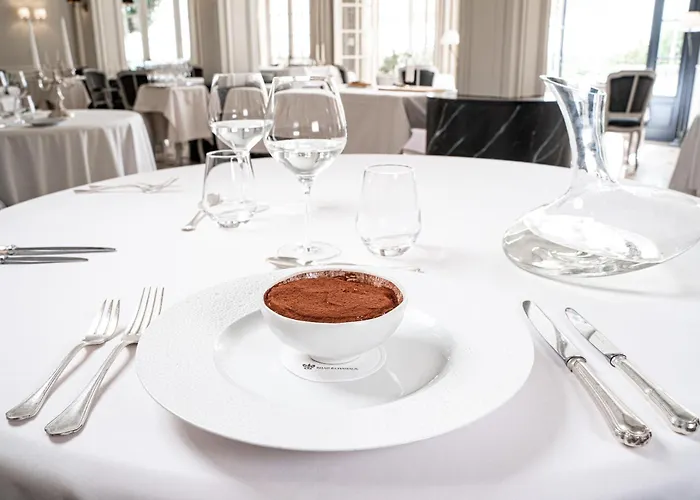 Hotel Chateau De Noirieux Briollay