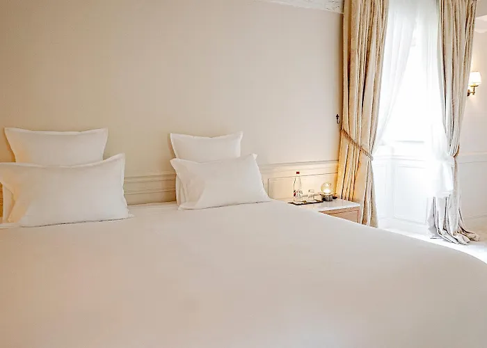 Chateau De Noirieux Hotel Briollay