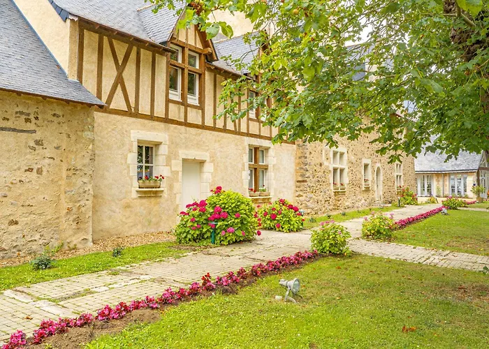 Chateau De Noirieux 4*