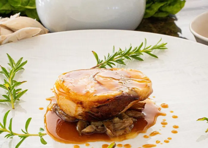 Chateau De Noirieux 4* Briollay