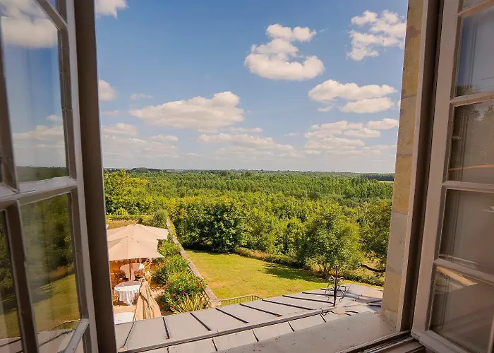 Chateau De Noirieux 4*