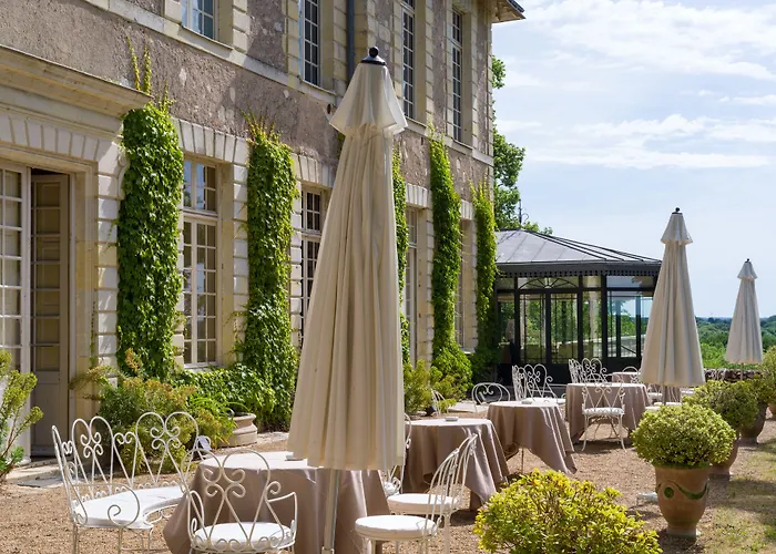 Chateau De Noirieux 4* Briollay