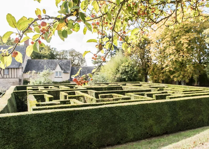 Chateau De Noirieux 4* Briollay