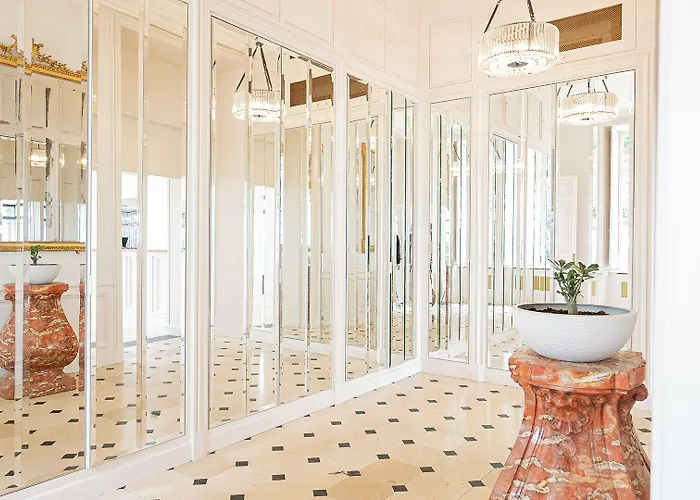 Chateau De Noirieux 4*